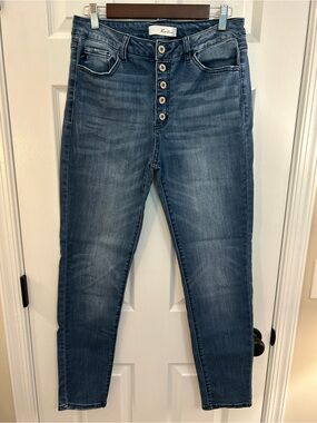 KanCan High Rise Button Fly Skinny Jeans Size 15/31 Medium Wash